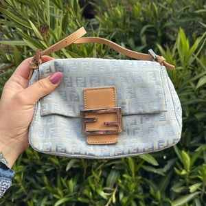 Fendi mini mama baguette